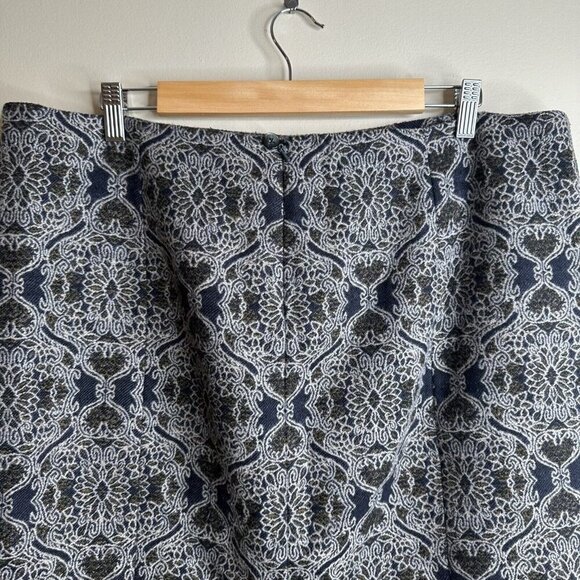 Talbots Skirt Womens Sz 18 Medallion Print A Line Midi Zip Wool‎ Blend Preppy - Picture 5 of 10